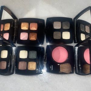 CHANEL ES and blush set